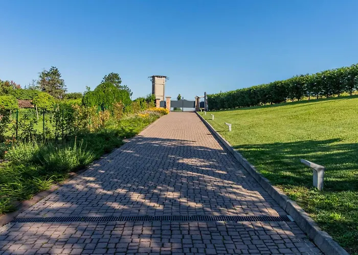 Villa Ca\' Vecchia